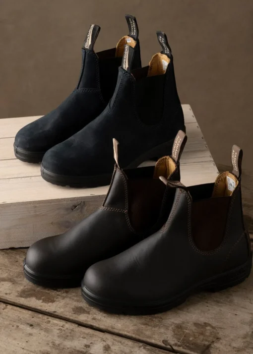 Classic Boots - Rustic Brown