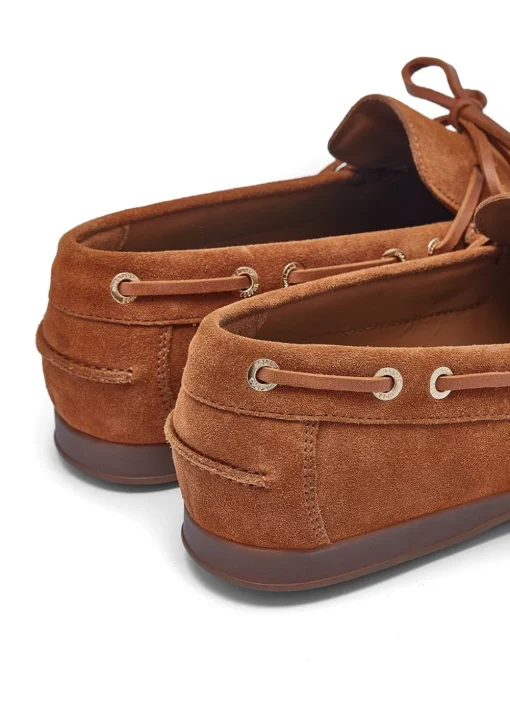 Deck Shoes - Tan