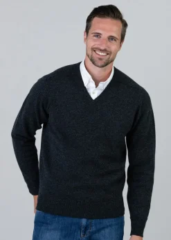 Leven 2 Ply Lambswool V-Neck - Charcoal