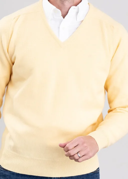 Leven 2 Ply Lambswool V-Neck - Solar