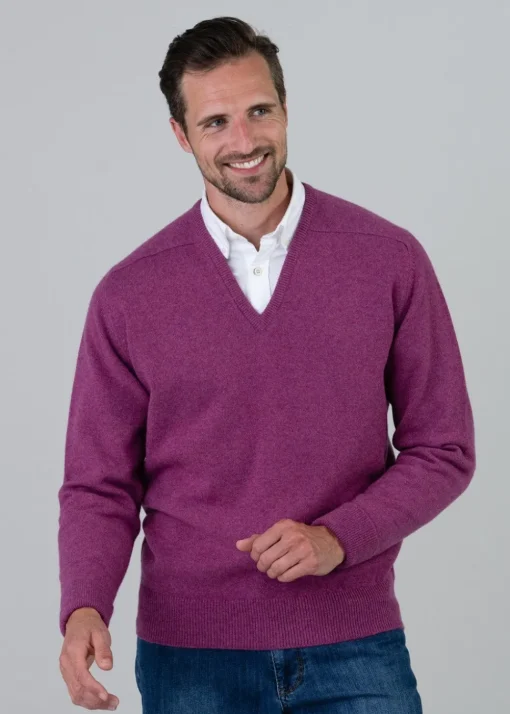 Melrose 2 Ply Cashmere V-Neck - Loganberry