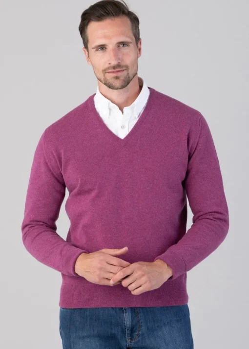 Oxton 1 Ply Cashmere V-Neck - Loganberry